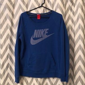 Athletic sweater